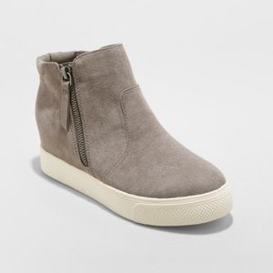 Universal Thread Cindy Wedge Sneakers
